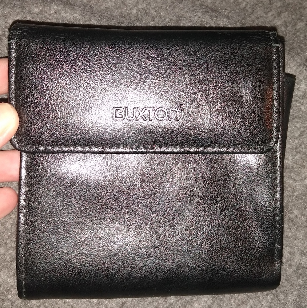 BUXTON CARD/WALLET ORGANIZER FOR WOMEN